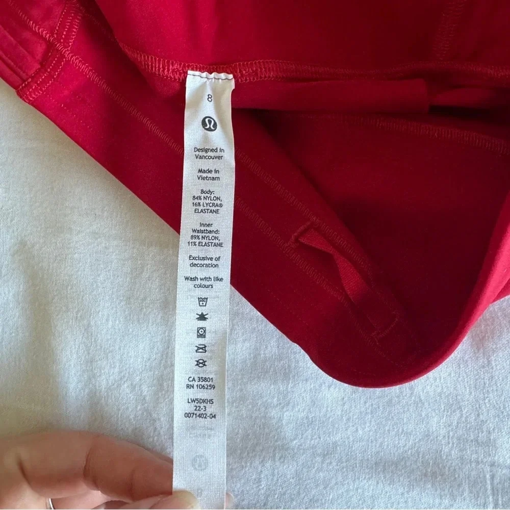 🆕 Lululemon Base Pace HR Tight 25” Dark Red